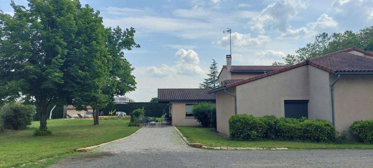 Hotel Etesia Feurs Esterno foto